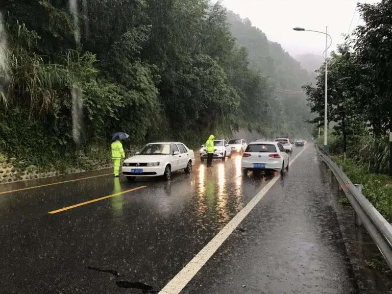 彭州大暴雨最新情况报道