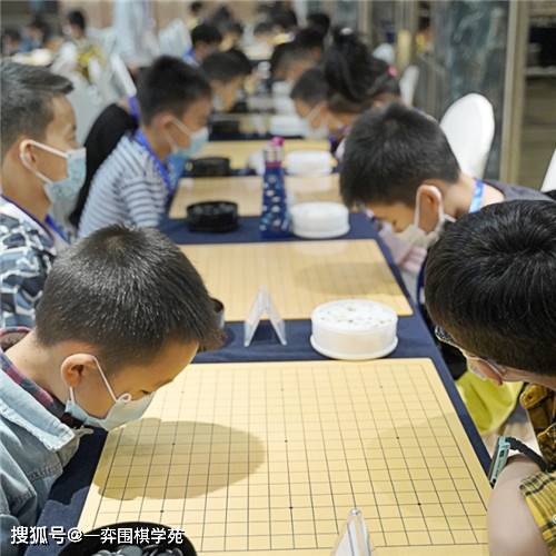 最新彖棋比赛，一场智慧与策略的较量